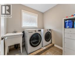132 TEMPLEWOOD Drive - 30