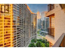 33 HARBOUR Square UnitNo. 2409 - 15