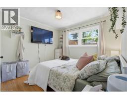 222 PARK Row - 15