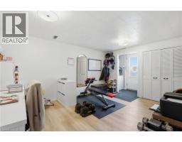 222 PARK Row - 24