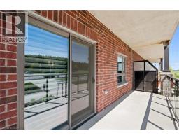 35 KINGSBURY Square UnitNo. 214 - 31