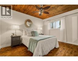 21 MILVERTON Close - 18