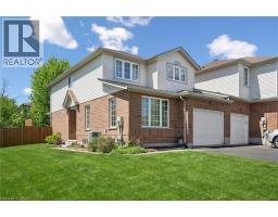 371 UNIVERSITY DOWNS Crescent - 2