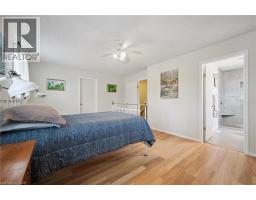 371 UNIVERSITY DOWNS Crescent - 20
