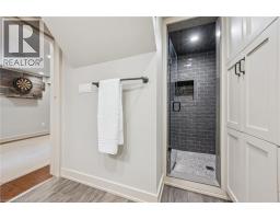 291 STRATHCONA Drive - 32