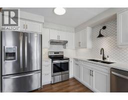 67 CAROLINE Street S UnitNo. 1304 - 11