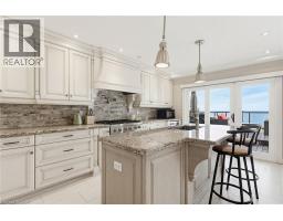 97 LAKEVIEW Drive - 13