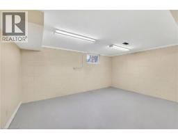 187 COUNCIL Crescent - 27