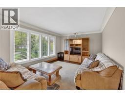 187 COUNCIL Crescent - 4