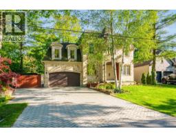 64 RAVINA Crescent - 1