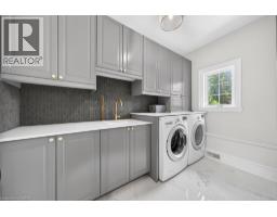 64 RAVINA Crescent - 30