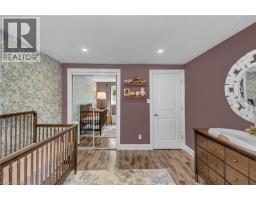 423 KNIGHTSBRIDGE Crescent - 23