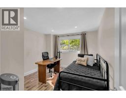 423 KNIGHTSBRIDGE Crescent - 24