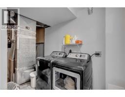 423 KNIGHTSBRIDGE Crescent - 31