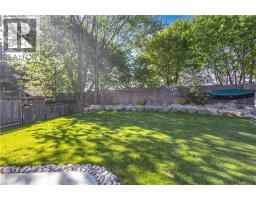 423 KNIGHTSBRIDGE Crescent - 38