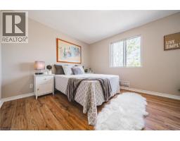 67 VALLEYVIEW Road UnitNo. 46 - 14