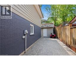 326 MANCHESTER Road - 32