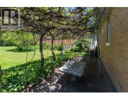 93 PLYMOUTH Road - 39