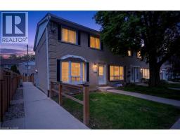 2700 BARTON Street E UnitNo. 31 - 3