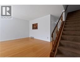 2700 BARTON Street E UnitNo. 31 - 6