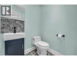 25 PARK Street E - 16