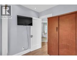 25 PARK Street E - 22
