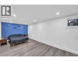 25 PARK Street E - 28