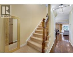 538 BEAUMONT Crescent - 4