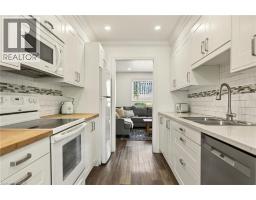 42 BRIDLEWOOD Drive - 17