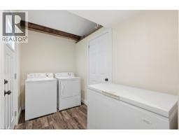 545 MAIN Street E - 23