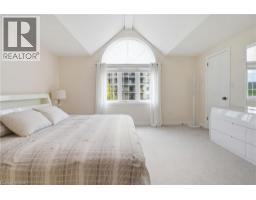 177 WATSON Road N - 33