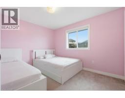 177 WATSON Road N - 36