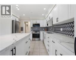 177 WATSON Road N - 7