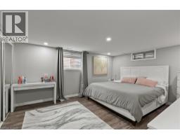 104 FIONA Crescent - 28