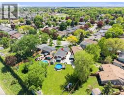 104 FIONA Crescent - 43