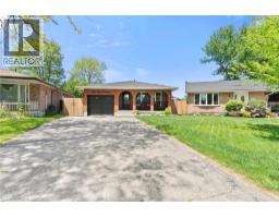 104 FIONA Crescent - 46