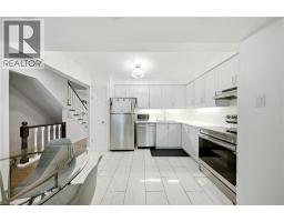 33 TARA PARK Crescent - 10