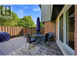 33 TARA PARK Crescent - 33