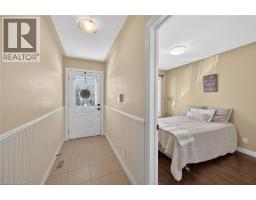 10 EMILY Street - 8