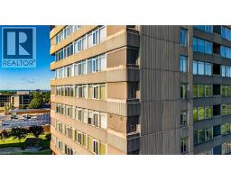 40 HARRISFORD Street UnitNo. 802 - 31