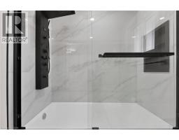 83 RIVERDALE Drive - 23