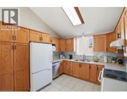 26 KELLY Court - 11
