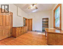 12 MYRTLE Avenue - 10