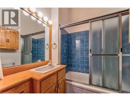 12 MYRTLE Avenue - 16