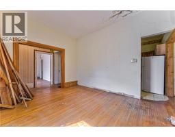 12 MYRTLE Avenue - 9