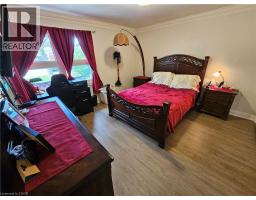 13 SISTER VARGA Terrace - 11