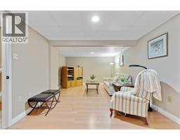 458 BEECHWOOD Place UnitNo. 6 - 33