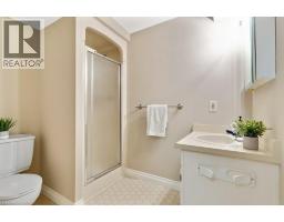 458 BEECHWOOD Place UnitNo. 6 - 40