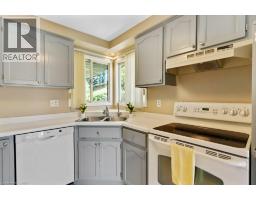 458 BEECHWOOD Place UnitNo. 6 - 6