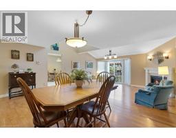 458 BEECHWOOD Place UnitNo. 6 - 8